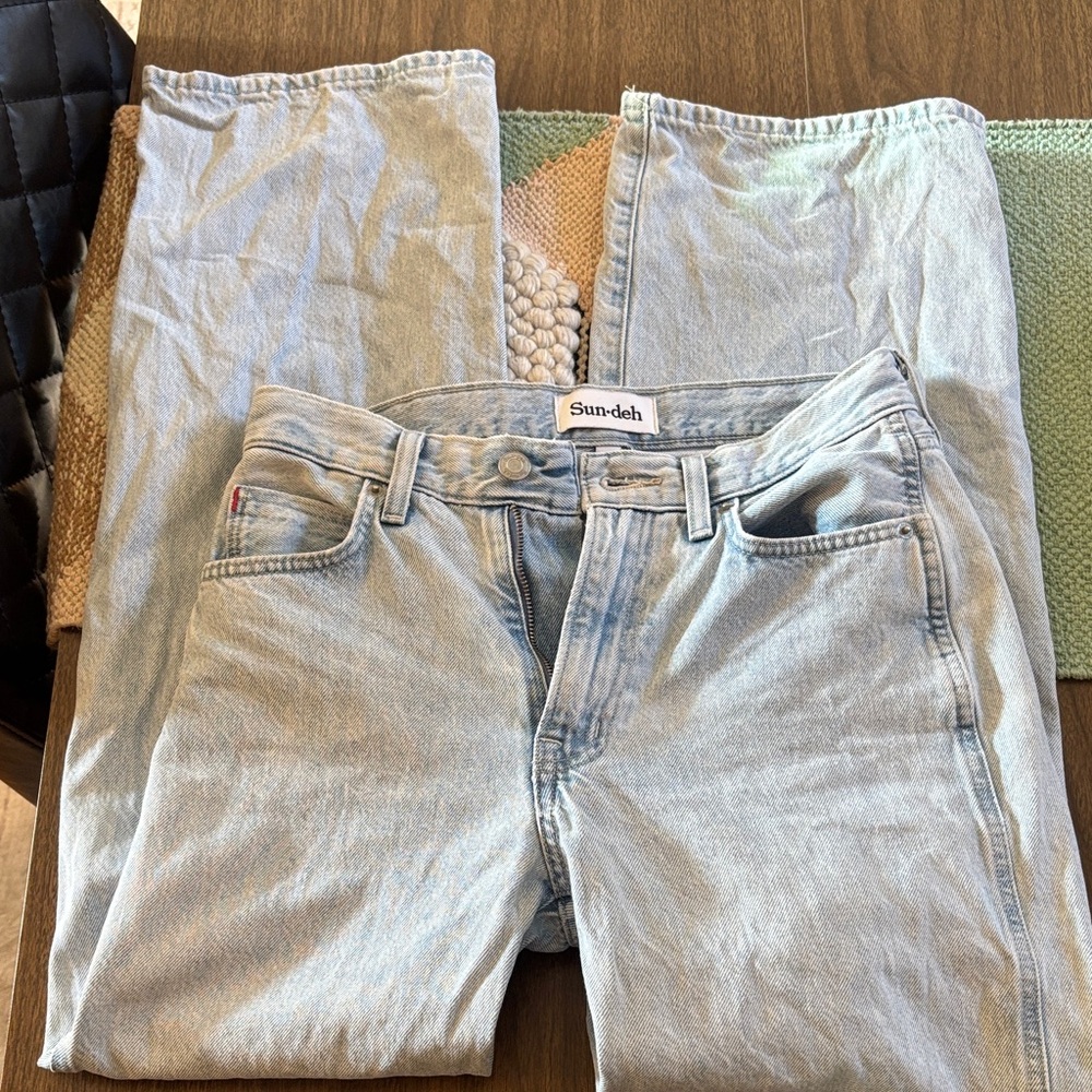 Sun•deh size 4 jeans